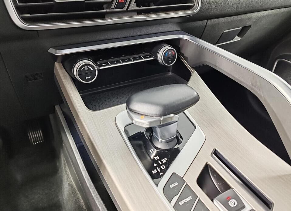 Geely Coolray 1.5 AMT (150 л.с.)