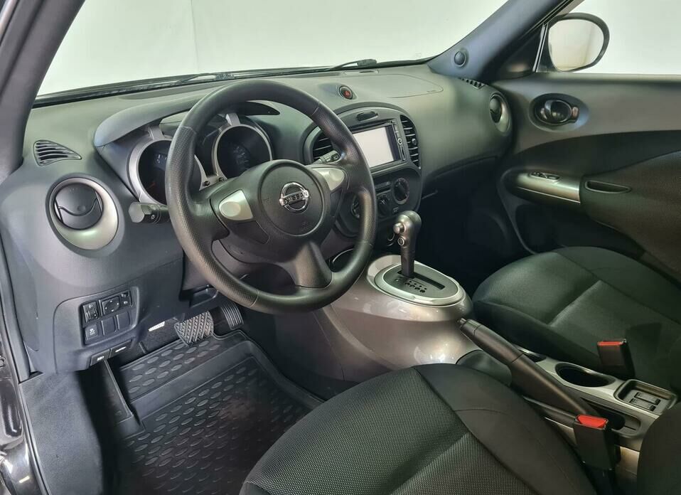 Nissan Juke 1.6 CVT (117 л.с.)