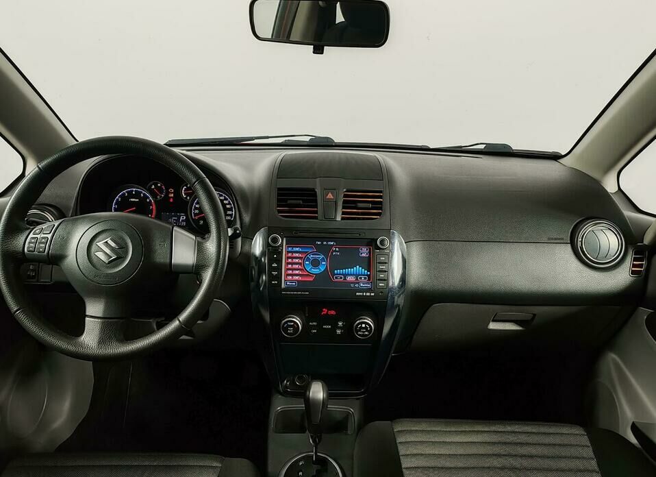 Suzuki SX4 1.6 AT (112 л.с.) 4WD