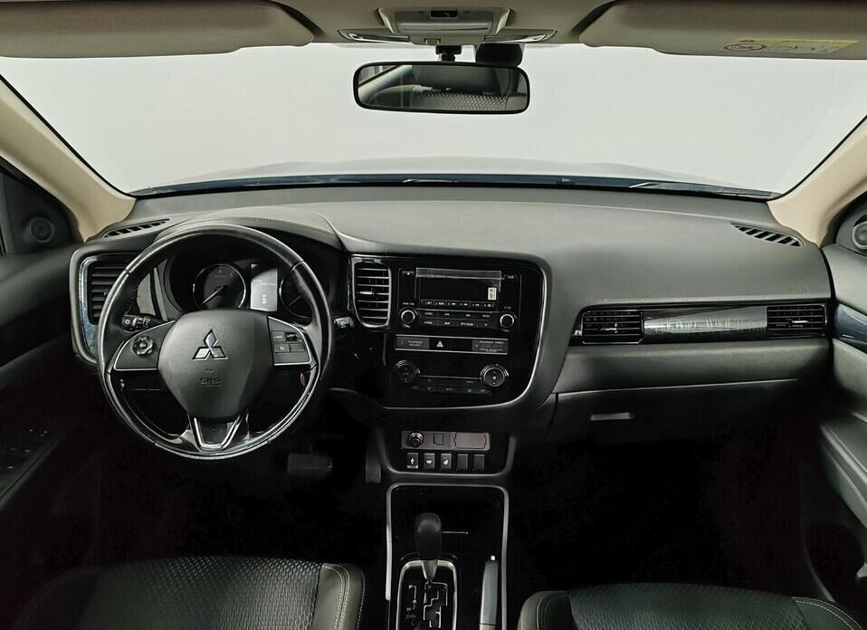 Mitsubishi Outlander, III Рестайлинг 3 2.0 CVT (146 л.с.)