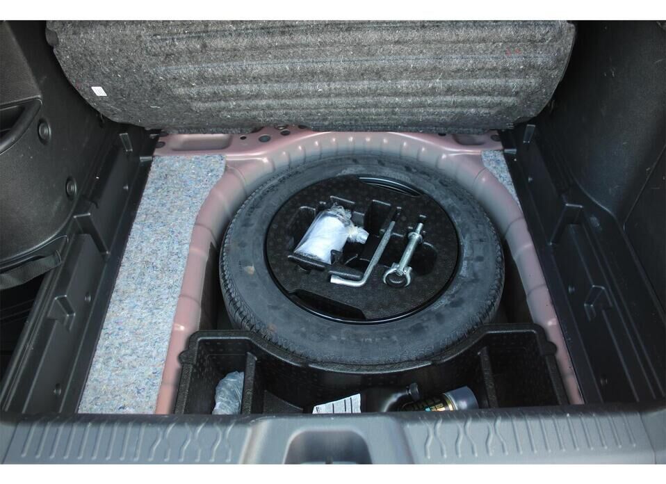 LADA (ВАЗ) Vesta 1.6 CVT (113 л.с.)