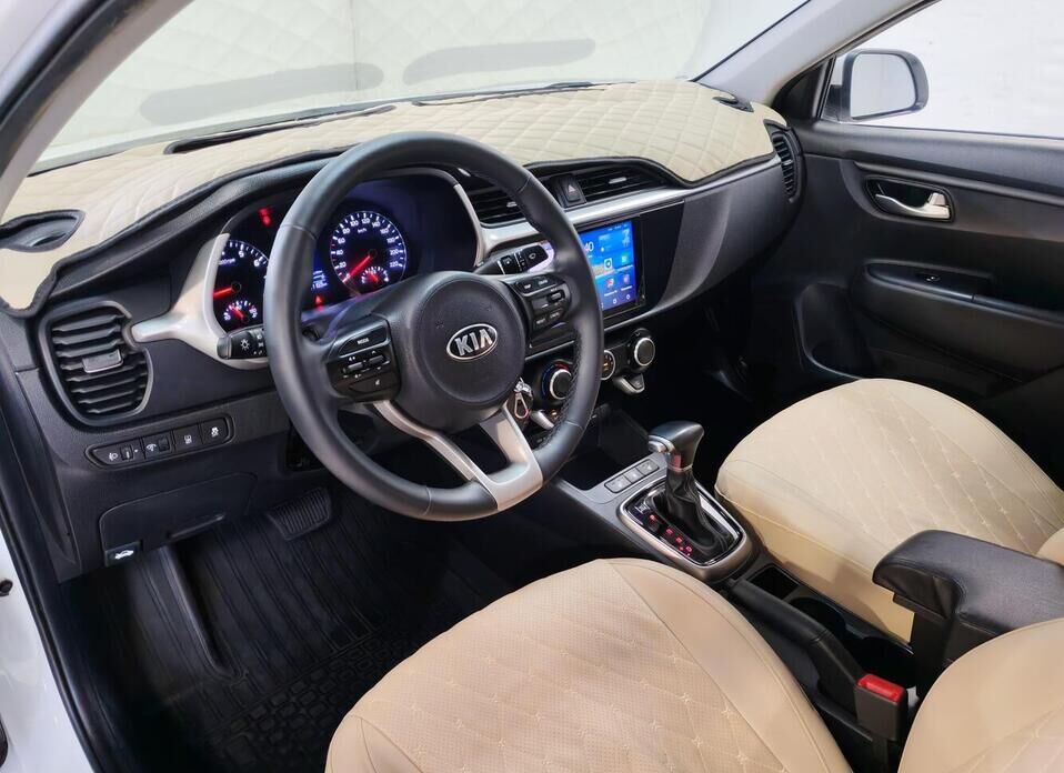 Kia Rio 1.6 AT (123 л.с.)