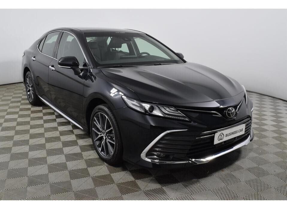 Toyota Camry 2.5 AT (209 л.с.)