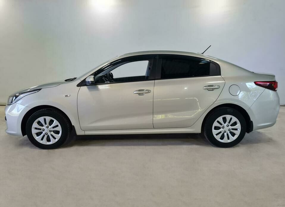 Kia Rio 1.6 AT (123 л.с.)