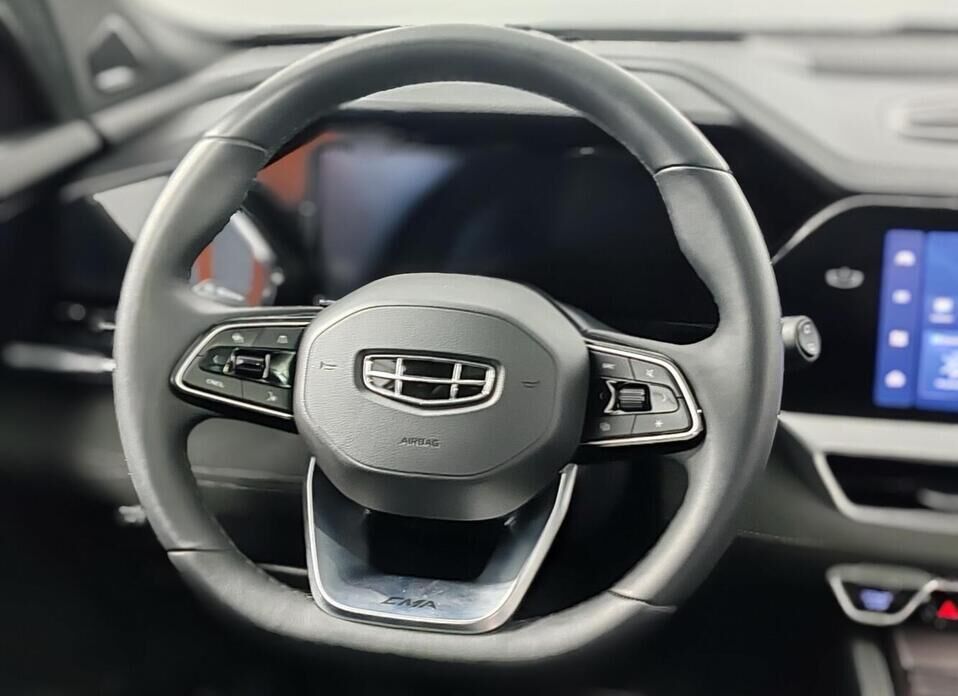 Geely Monjaro 2.0 AT (238 л.с.) 4WD