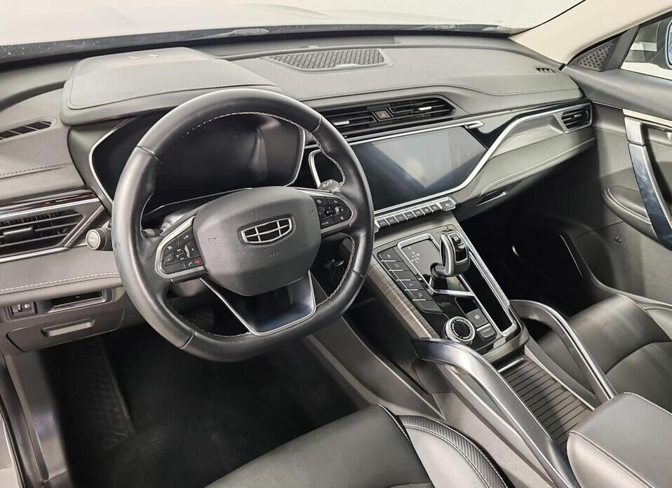 Geely Atlas Pro 1.5 AT (177 л.с.)