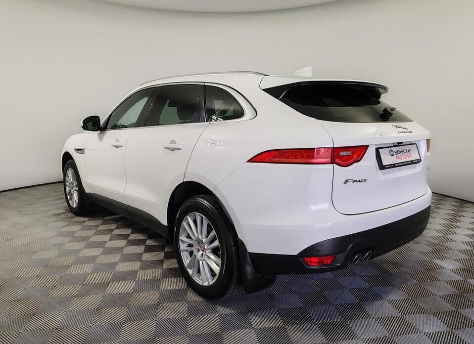 Jaguar F-Pace, I 2.0d AT (180 л.с.) 4WD