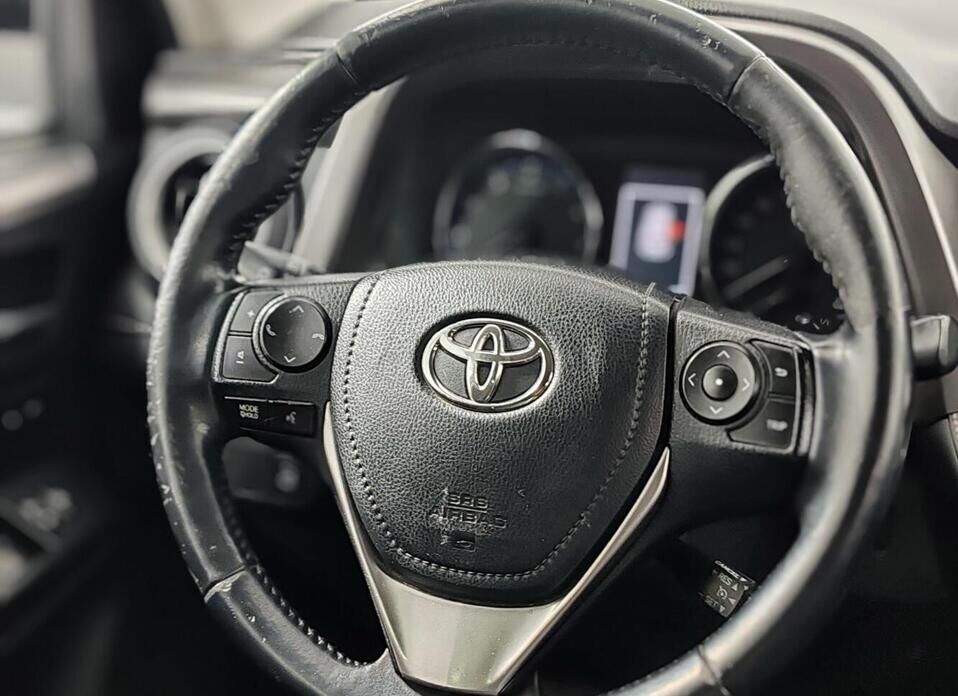 Toyota RAV4, IV (XA40) Рестайлинг 2.5 AT (180 л.с.) 4WD