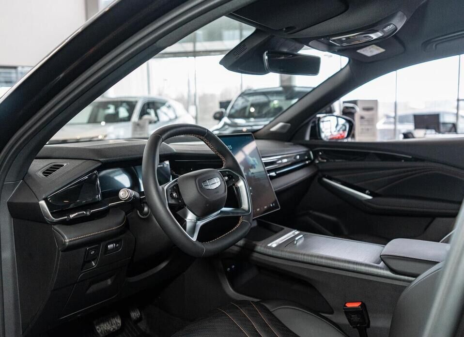 Geely Preface 2.0 AMT (200 л.с.)