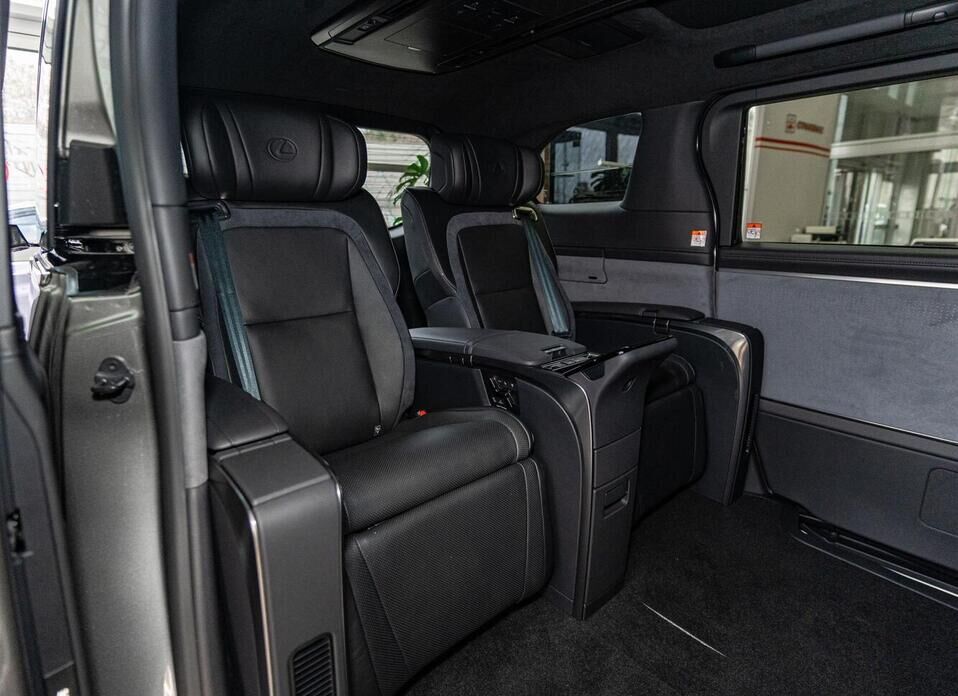 Lexus LM, II 350h 2.5hyb CVT (190 л.с.) 4WD