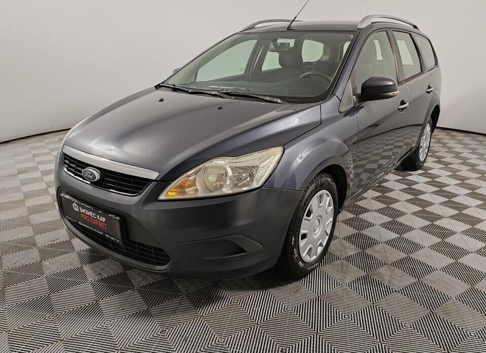 Ford Focus, II Рестайлинг 1.6 MT (100 л.с.)