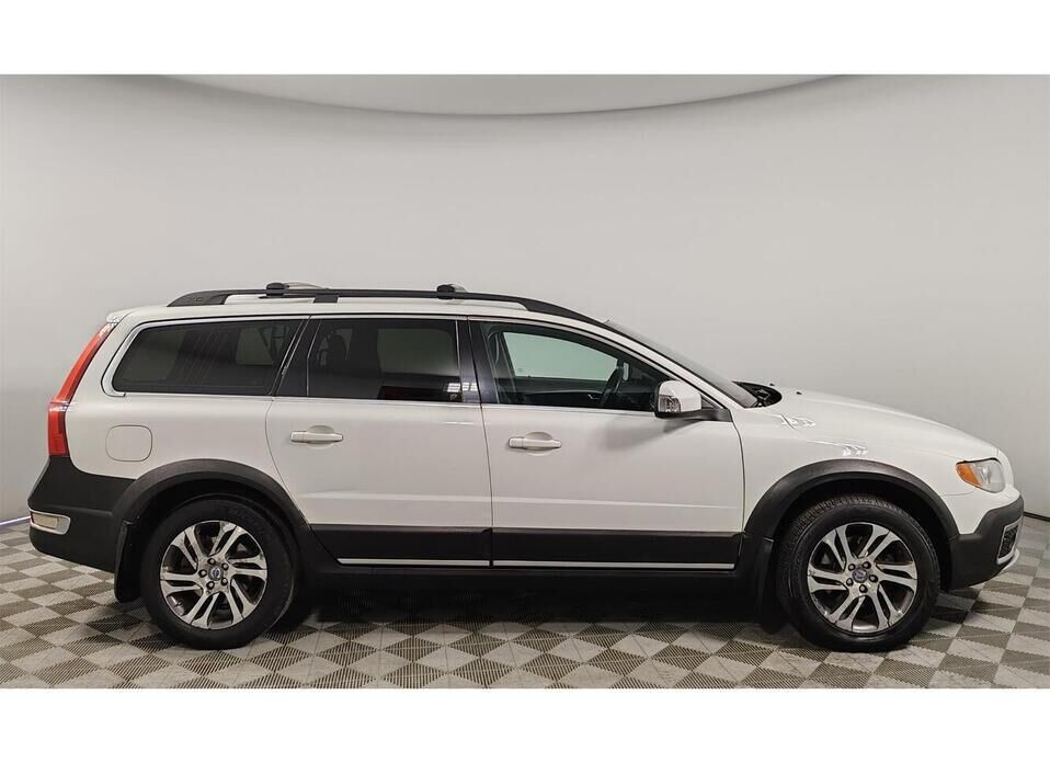 Volvo XC70 2.4d AT (175 л.с.) 4WD