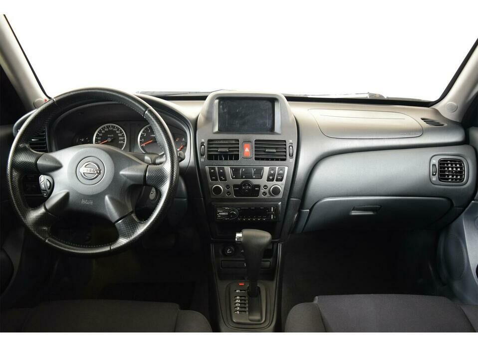 Nissan Almera 1.8 AT (116 л.с.)