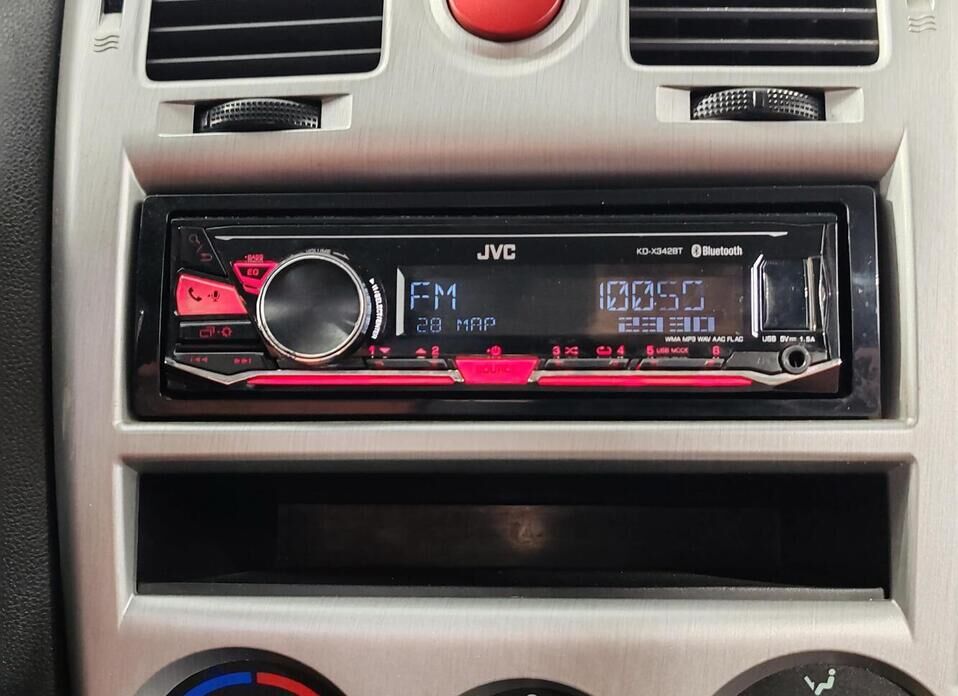 Hyundai Getz, I Рестайлинг 1.4 AT (97 л.с.)