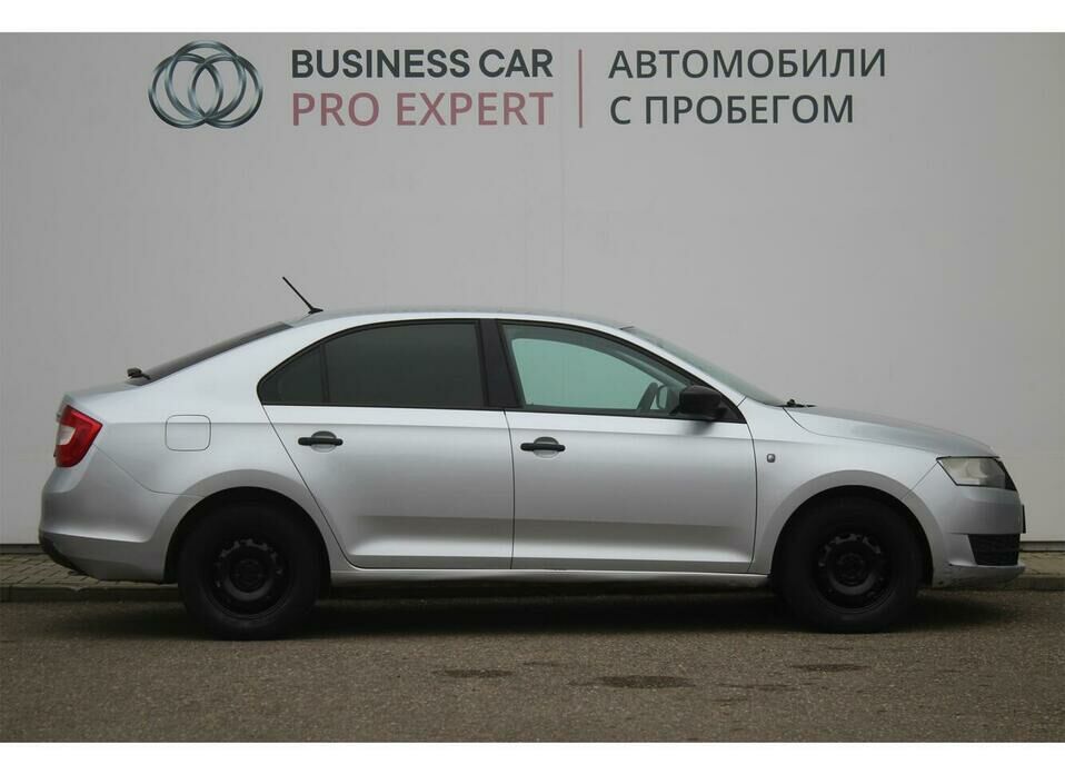 Skoda Rapid 1.6 MT (90 л.с.)