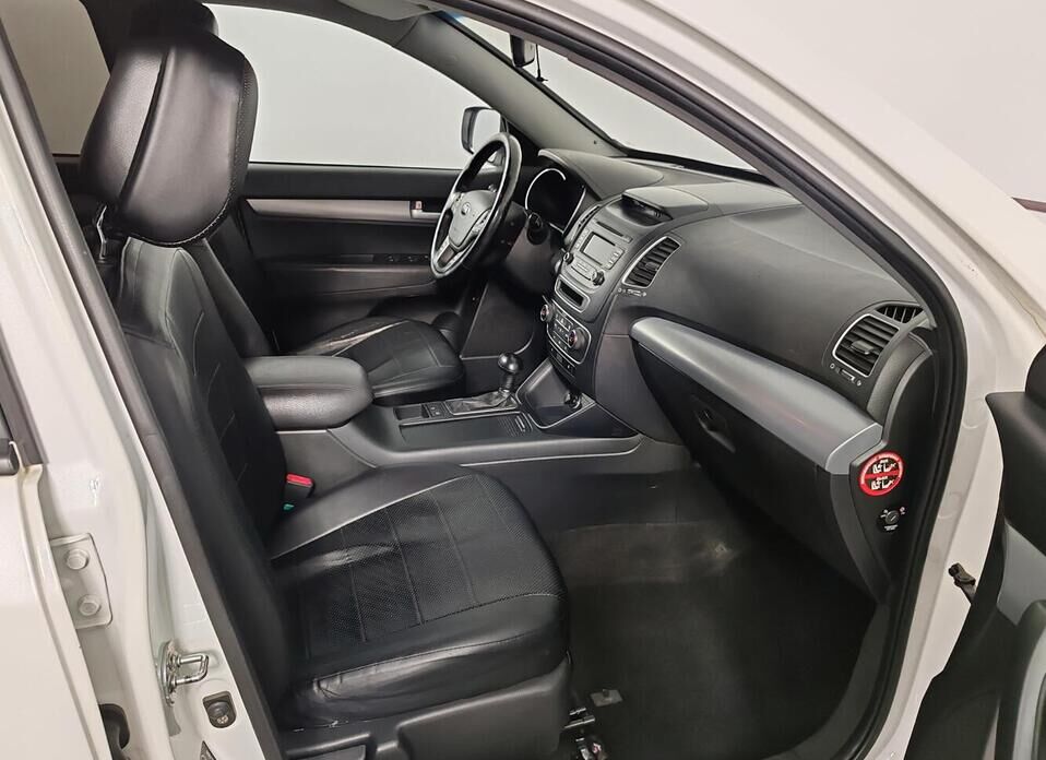 Kia Sorento 2.4 AT (175 л.с.) 4WD