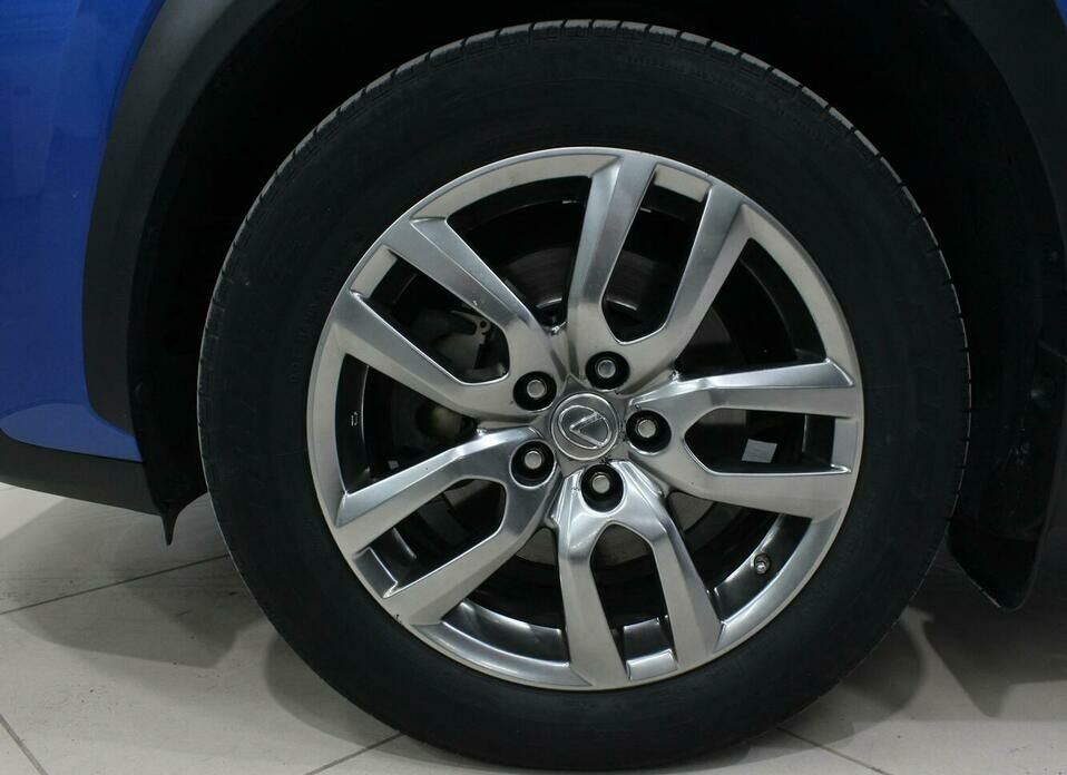 Lexus NX 200 2.0 CVT (150 л.с.) 4WD