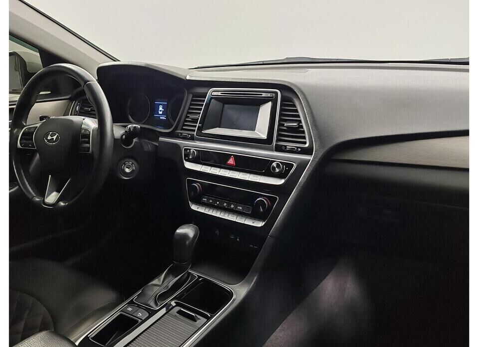 Hyundai Sonata, VII (LF) Рестайлинг 2.0 AT (150 л.с.)