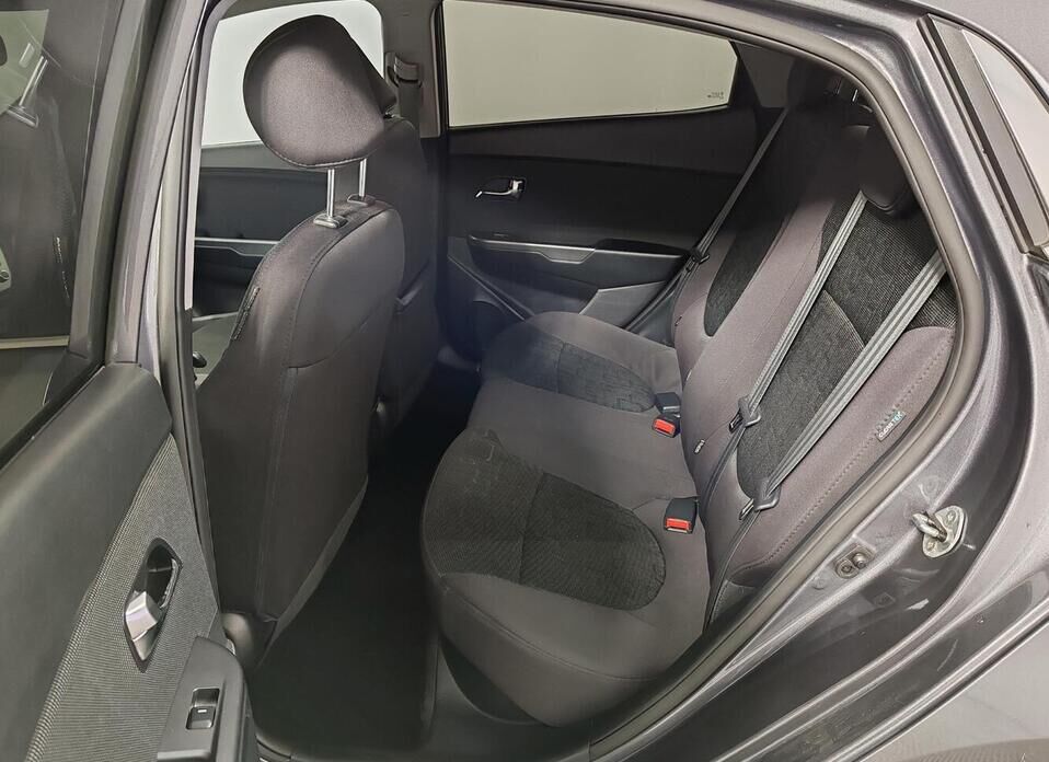 Kia Rio 1.6 MT (123 л.с.)