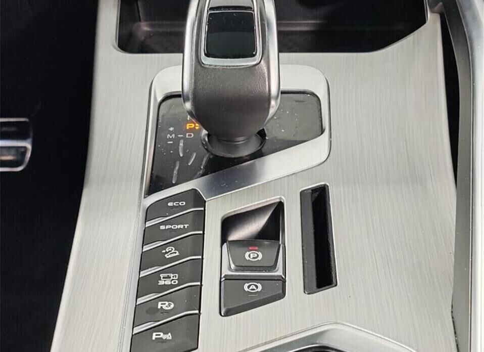 Geely Coolray, I 1.5 AMT (150 л.с.)