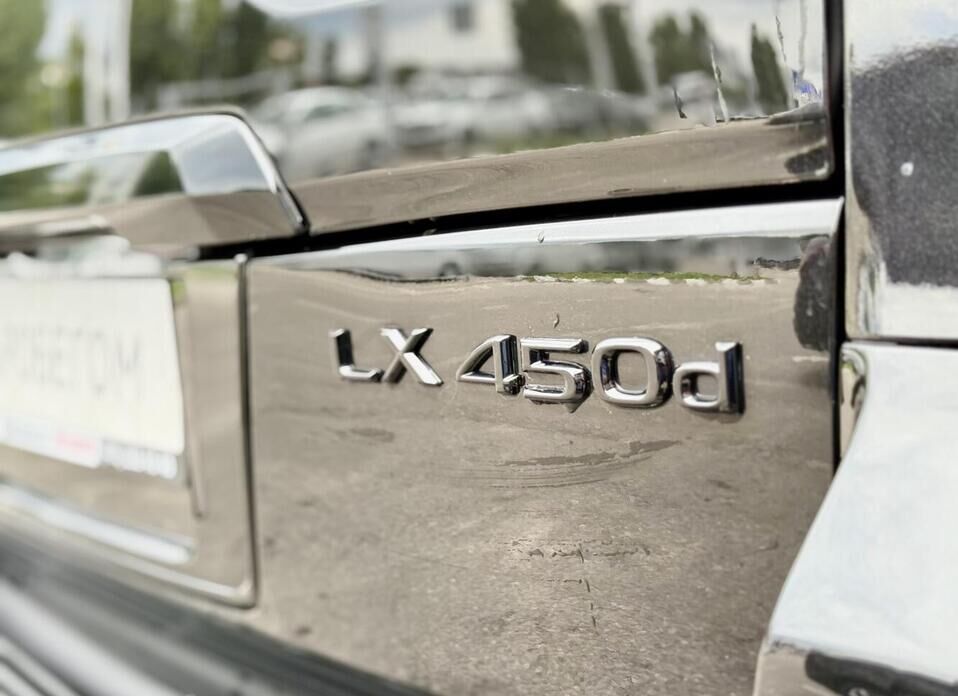 Lexus LX 450d 4.5d AT (272 л.с.) 4WD
