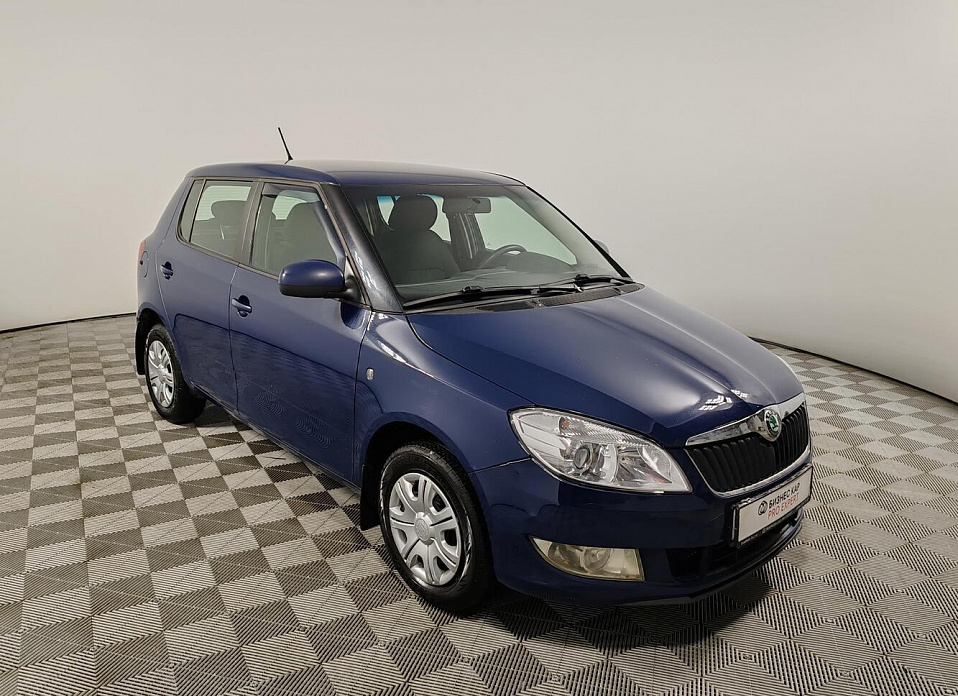 Skoda Fabia, II Рестайлинг 1.4 MT (86 л.с.)