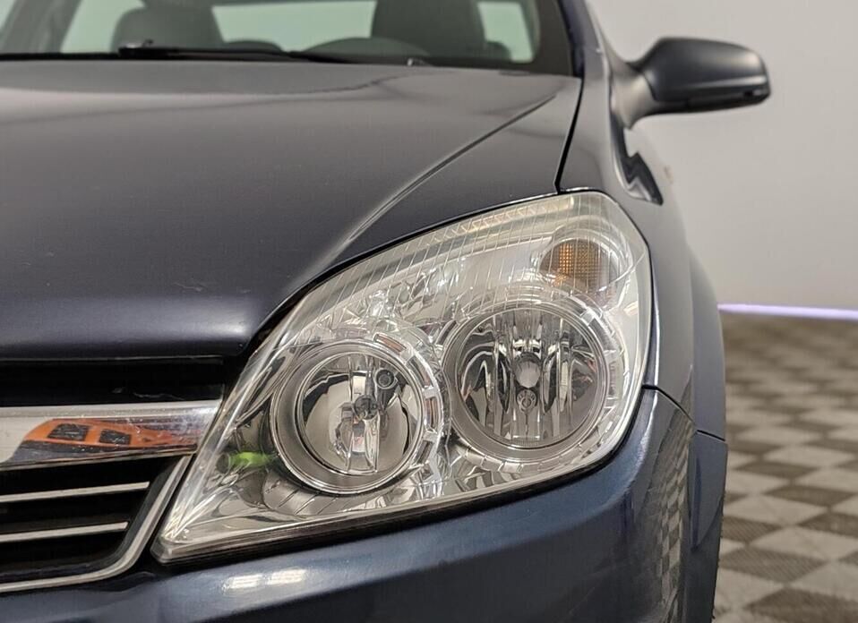 Opel Astra 1.8 MT (140 л.с.)