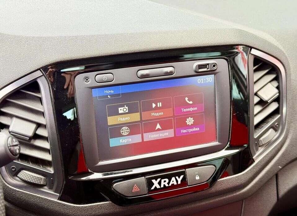 LADA (ВАЗ) XRAY, I 1.6 MT (110 л.с.)