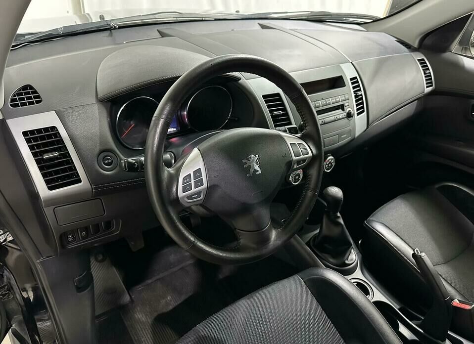 Peugeot 4007 2.0 MT (147 л.с.)