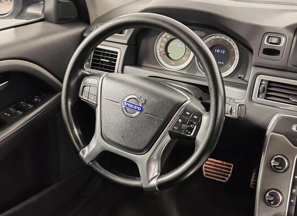 Volvo S80, II Рестайлинг 2.5 AT (231 л.с.)