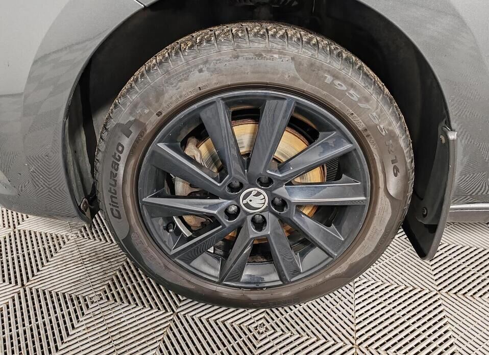Skoda Rapid, II 1.4 AMT (125 л.с.)