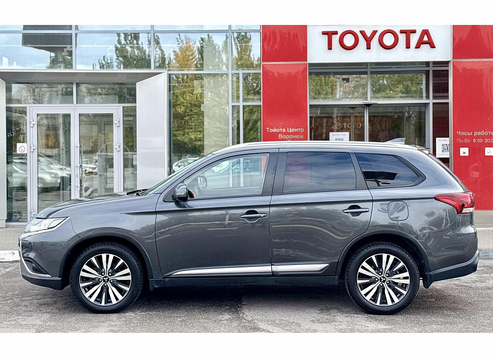 Mitsubishi Outlander, III Рестайлинг 3 2.0 CVT (146 л.с.) 4WD