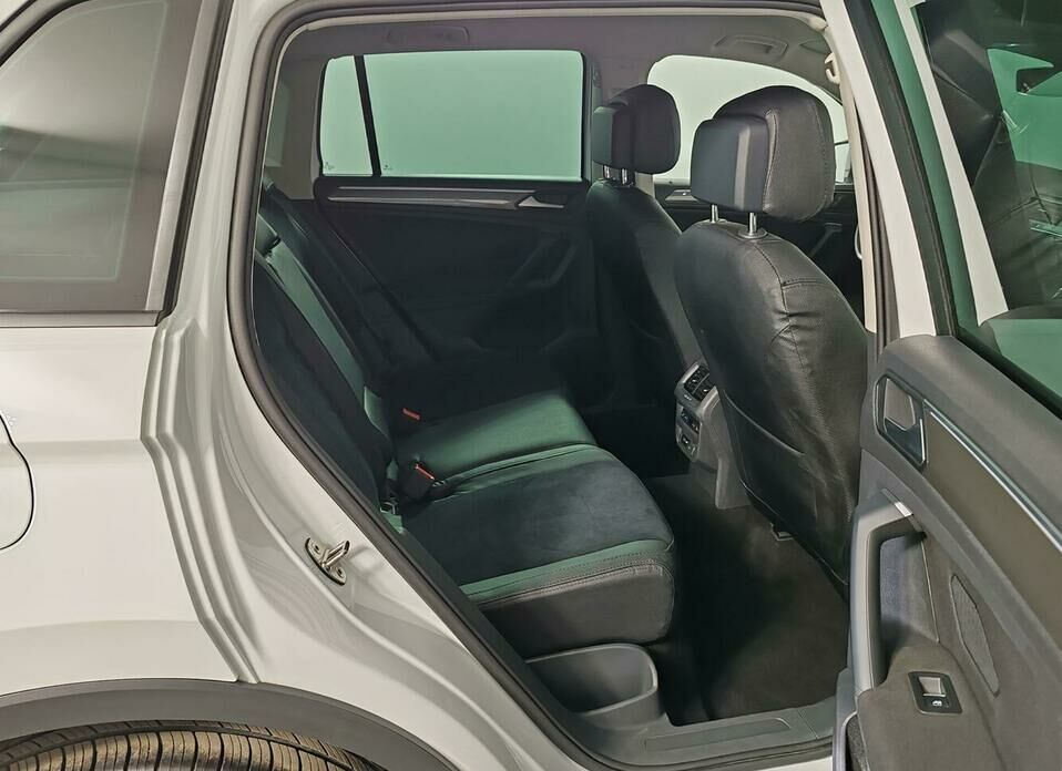 Volkswagen Tiguan 1.4 AMT (150 л.с.) 4WD