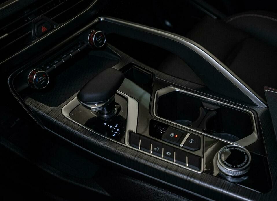 Knewstar 001 2.0 AT (238 л.с.) 4WD
