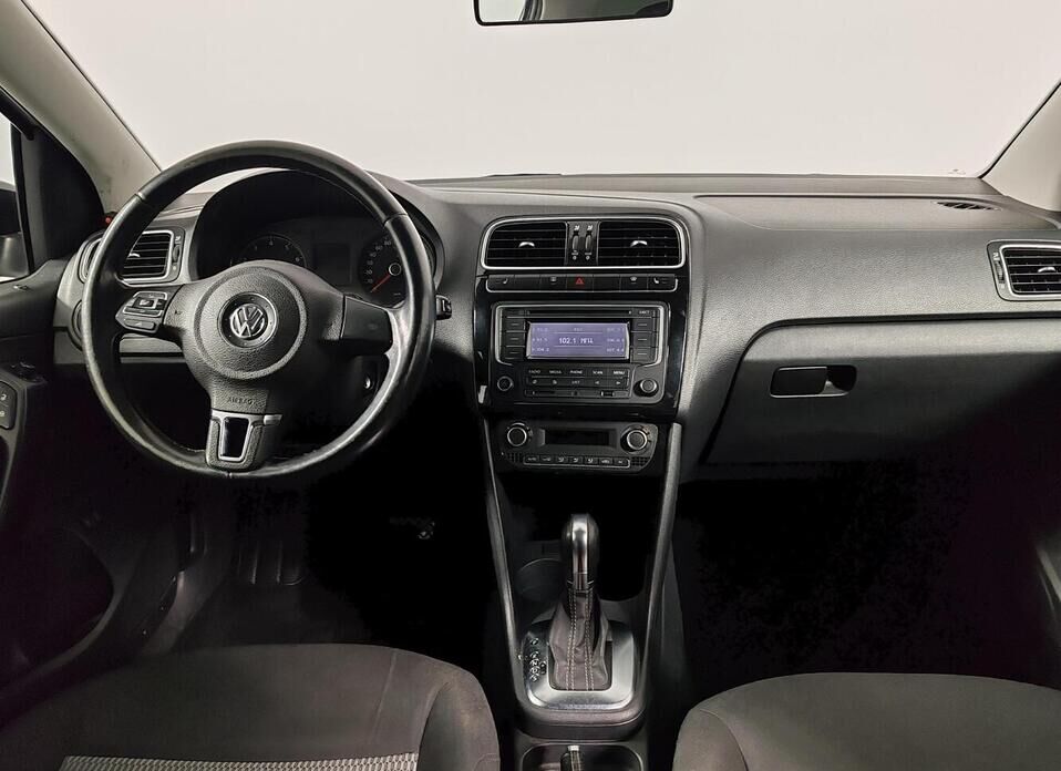 Volkswagen Polo, V 1.6 AT (105 л.с.)