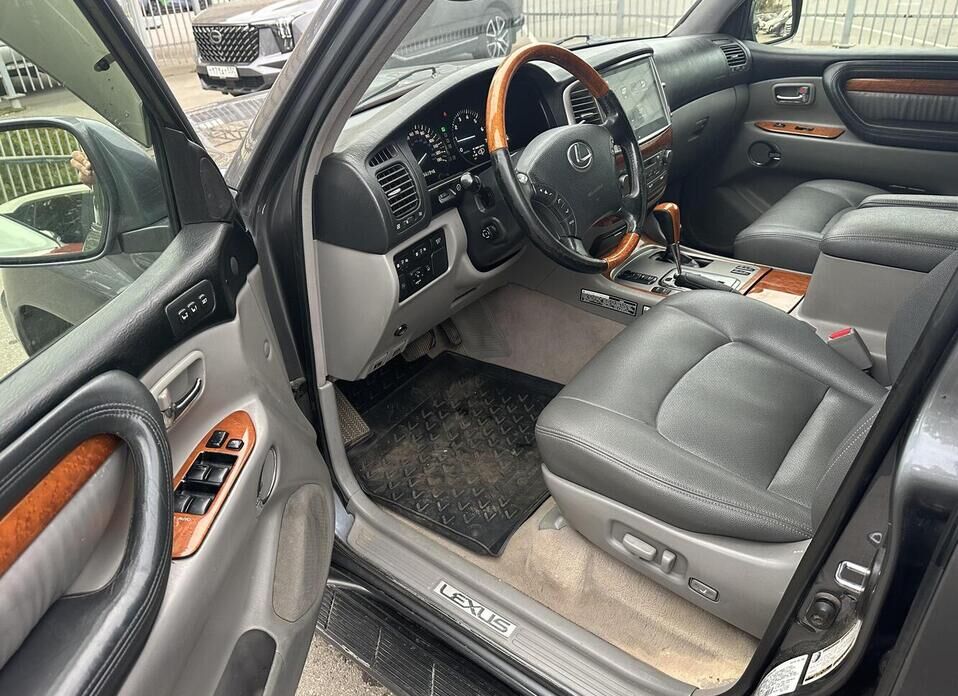 Lexus LX, II Рестайлинг 470 4.7 AT (234 л.с.) 4WD