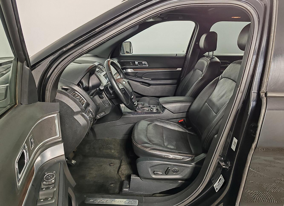 Ford Explorer, V Рестайлинг 3.5 AT (249 л.с.) 4WD