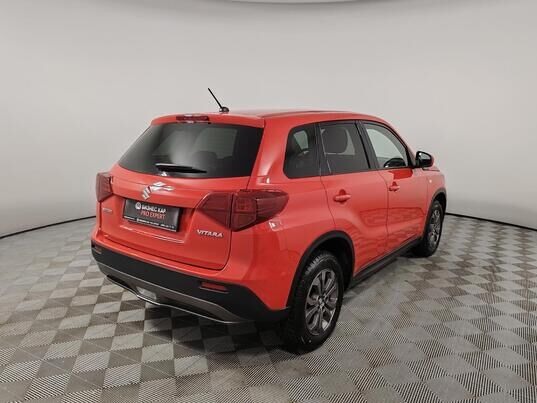 Suzuki Vitara, 2019&nbsp;г., 66&nbsp;089&nbsp;км