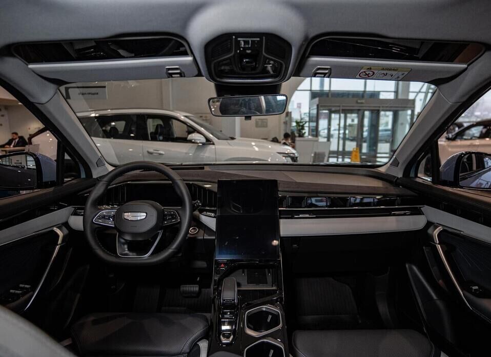 Geely Atlas 2.0 AMT (200 л.с.)
