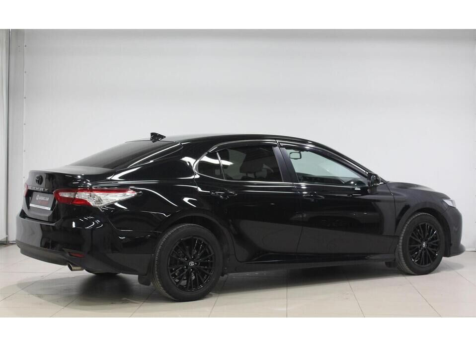 Toyota Camry, VIII (XV70) 2.5 AT (181 л.с.)