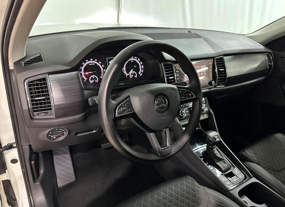 Skoda Kodiaq 2.0d AMT (150 л.с.) 4WD