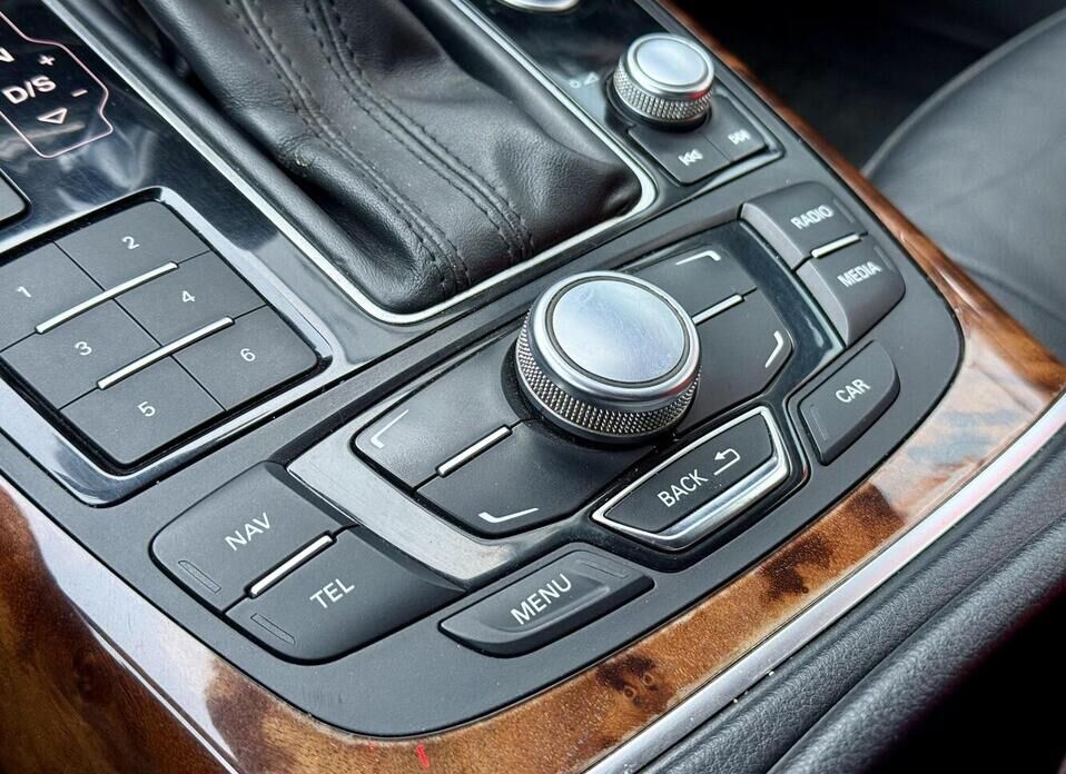 Audi A7, I (4G) 3.0 AMT (300 л.с.) 4WD