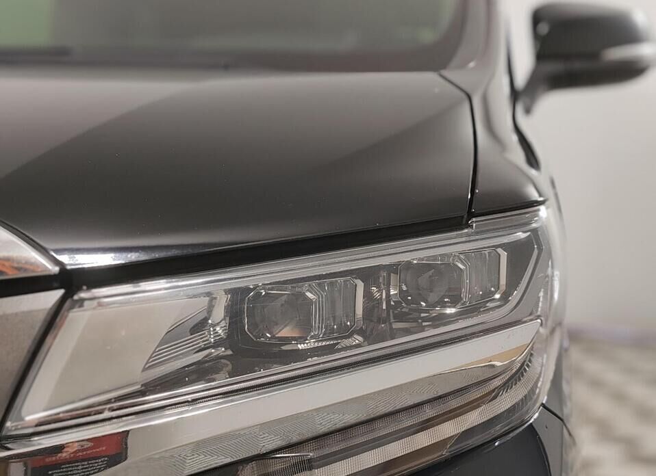 Toyota Alphard, III Рестайлинг 3.5 AT (300 л.с.)