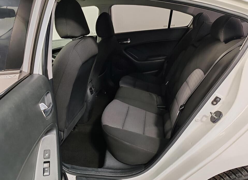 Kia Cerato, III 2.0 AT (150 л.с.)