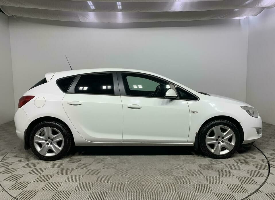 Opel Astra 1.4 AT (140 л.с.)