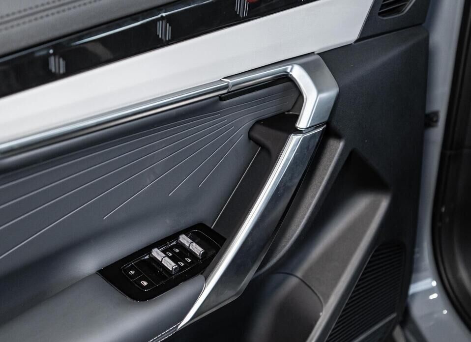 Geely Atlas, II 2.0 AT (200 л.с.) 4WD