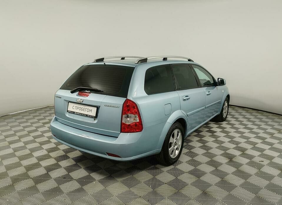 Chevrolet Lacetti 1.6 MT (109 л.с.)