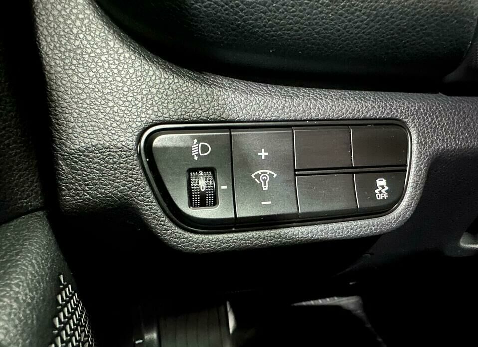 Kia Seltos 1.6 AT (121 л.с.) 4WD