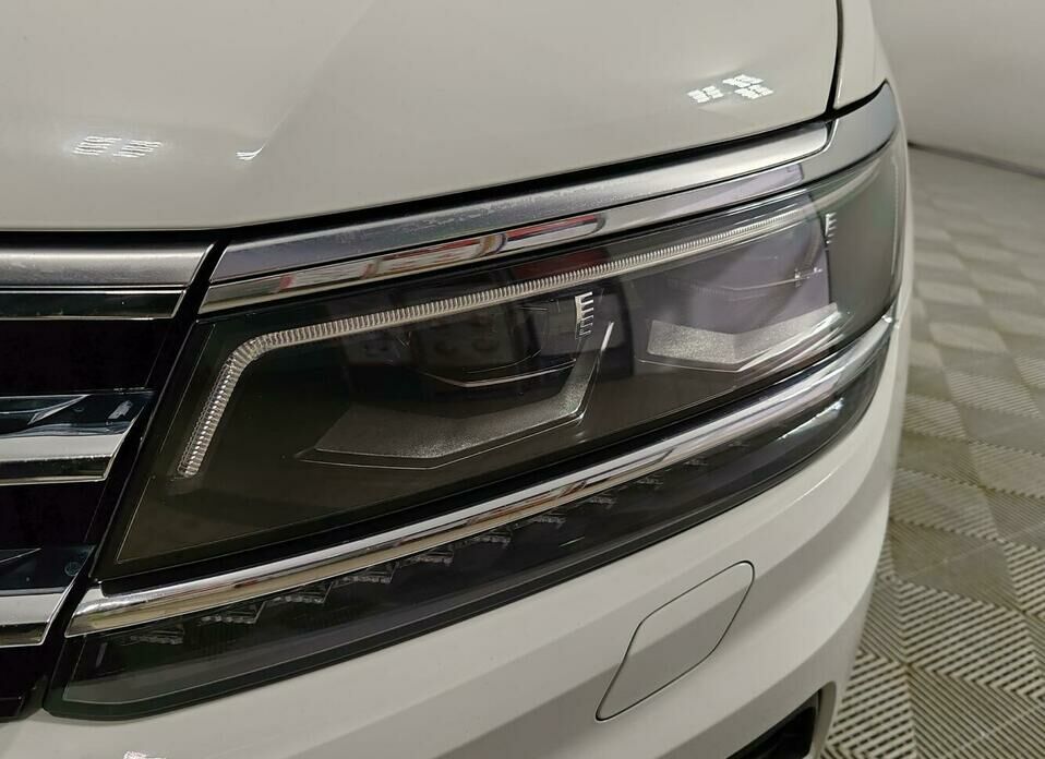 Volkswagen Tiguan 1.4 AMT (150 л.с.) 4WD