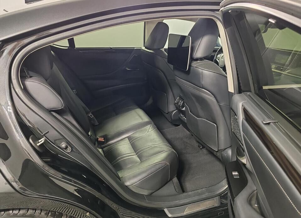 Lexus ES, VII 350 3.5 AT (249 л.с.)